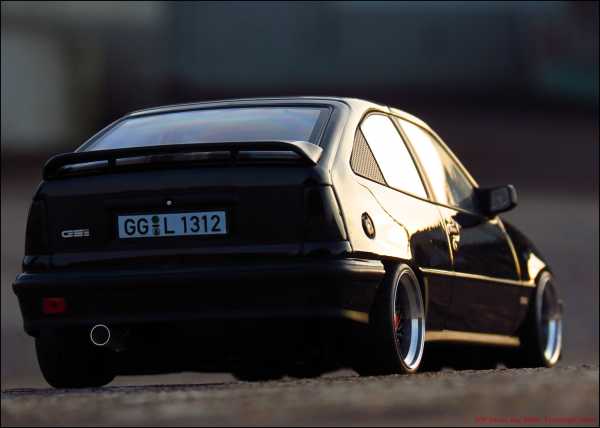 1:18 Opel Kadett E GSI Schwarz mit OVP